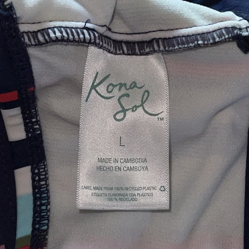 Kona Sol top size